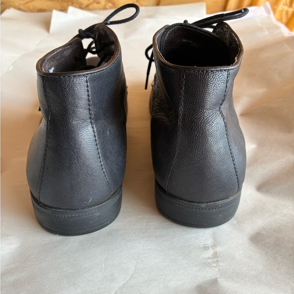 JOHN VARVATOS STAR USA COMMUTER CHUKKA BOOT PEBBLE LEATHER Size 10 - Picture 7 of 9